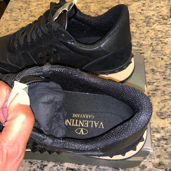 *SOLD* Valentino Rockstud Racer Sneaker 11 - Picture 5 of 7